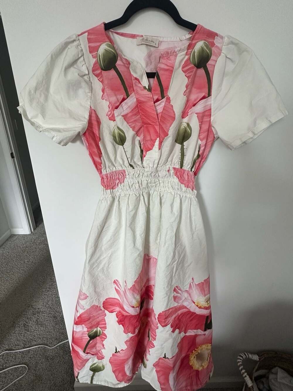 Bellumbra Made In Italy Pink Poppy Floral Short Sleeve Smocked Waist V-Neck Dres - Picture 1 of 5
